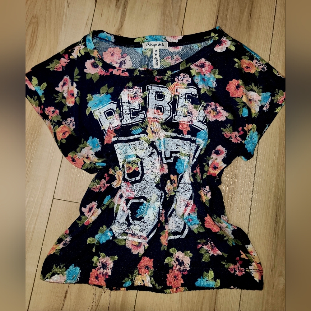Aeropostale Y2K top | Fits Like Small
